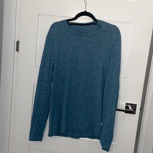 Men’s athletic shirt